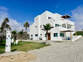 Oceanfront - White House - Image 2