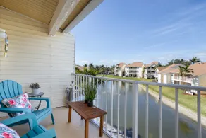Cozy condo near sun, sand, and surf. - Image 2