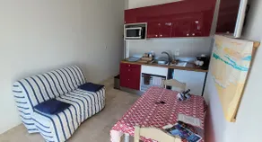 Accommodation with pond view - Image 3