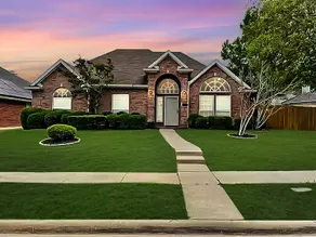 Frisco Lux Family Friendly Home - Image 2