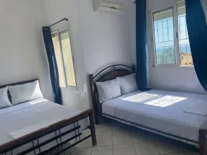 ArousAlBahr-Beach View Duplex-Airport-Wifi-24h opn - Image 2