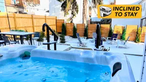 NFL Draft Chic! Hot Tub, Yard, Pets OK, Parking - Image 5
