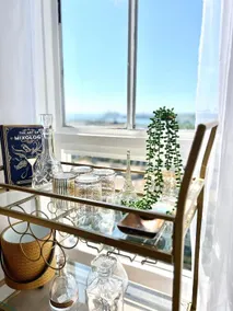 Penthouse with ocean views - Image 4