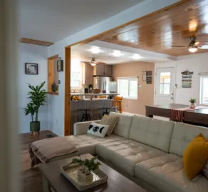 Lakefront Escape | Pool table, Kayaks & Games - Image 3