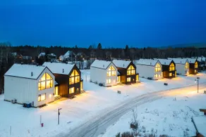 Sofa Villas – Beautiful cottage at Mont Ste-Anne - Image 4