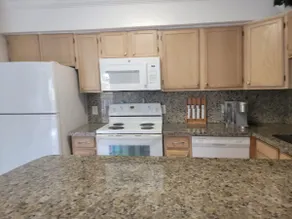 Cozy Condo in Miami Springs Near MIA & Attractions - Image 5