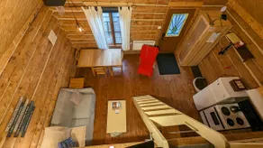 3- Poirier log cabin! - Image 2