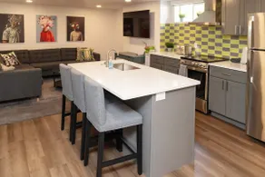 Cozy Downtown Provo Suite near Front Runner, LDS City Center Temple, Conf Center - Image 5
