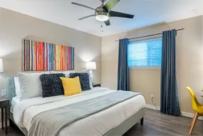 2BR The Raven Flats 01 | Hermann Park, Med Center - Image 2