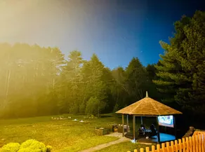 Spacious Home on 5 Acres 2 Hrs to NYC - Image 3
