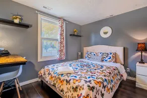 Comfy, Convenient, and Clean 3BR Retreat near BGSU - Image 5