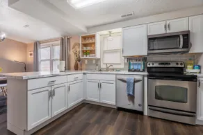 Comfy, Convenient, and Clean 3BR Retreat near BGSU - Image 3