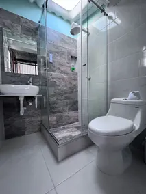 Family APARTMENT near downtown - Image 3