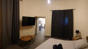 Tower apartment - Image 3