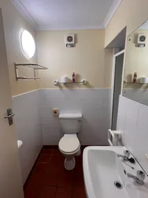 The Corner House - Image 4