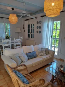 A lovely House with Stunning Views - Image 3