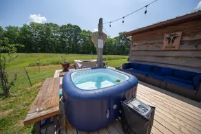 Smith’s In-law suite! Pet friendly, Hot Tub! - Image 3