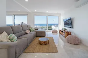 Villa Gold with ocean view, jacuzzi and private pool - Image 2