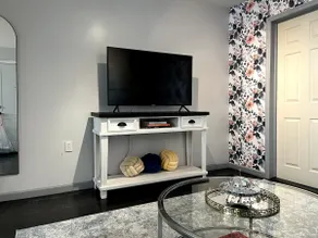 The Disco House - Sister Spot - Image 4