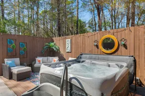 Myrtle Beach Private Oasis - 6 BR/Sleeps 15 - Image 2
