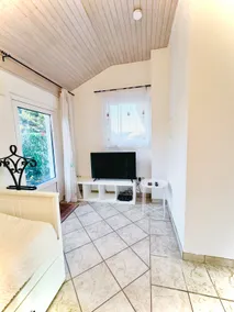 Skyview Studio Peaceful Retreat near Luxemburg Airport - Image 3