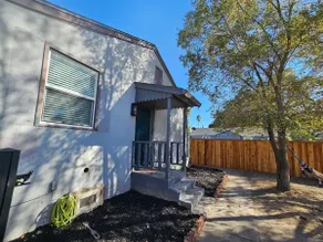 Oasis in North Sacramento - Image 3