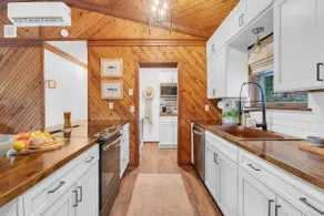 Cozy Lakeview Retreat | Hot Tub • Kayaks • Firepit - Image 3