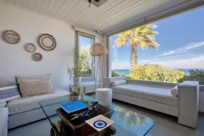 Sea Front Villa Abelas Plage - Image 3