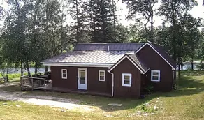 Cozy 2-bedroom River Cabin - Image 2