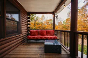 The Log Haus - Peaceful Cabin in Amish Country - Image 4
