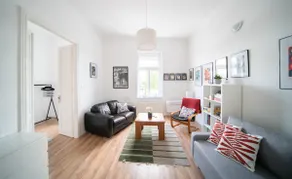 Cosy central apartment at river - Image 5
