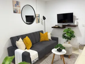 Apt with A/C, hot water, wifi, Netflix. - Image 3