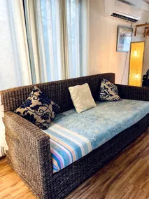 Studio with Kitchen, Air Con – 4 Min Walk to Beach - Image 3
