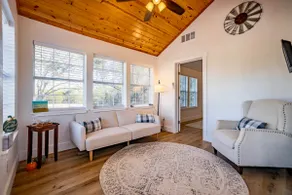 Oak Ridge Cottage ll - Image 5