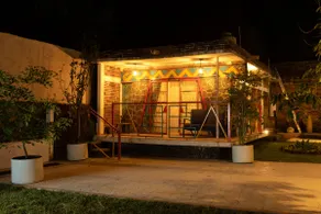 Zamna Bungalow Maya in the center - Image 3