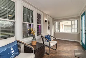 Skipper's Cottage, Walk to Lake Erie & the Beach! - Image 2