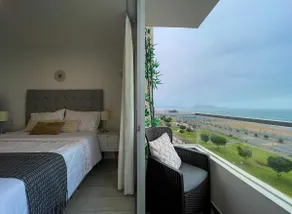 Ocean Blue, Vista Frontal Al Mar - Image 3
