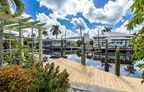 Key West Style Home w/ Hot Tub & Boat Lift - Image 3