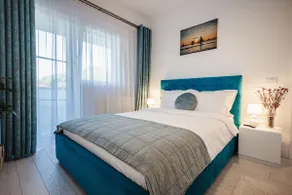 Luxury Designer Apartment - Romanescu Park - Image 2