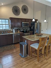 3 King Suites | 1pm Checkout | Hike Skyline Drive - Image 4