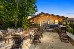 5BR/4BA w/ Hot Tub+Fire pit+3300 SQ FT and 8 acres - Image 2