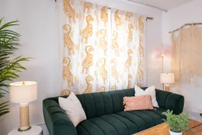 Flamingo House • MOON • Cozy 1BR • Walk to town - Image 2