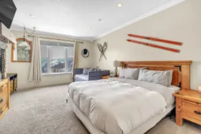 King Suite | 4 Guest | Great Views | Kitchenette - Image 2