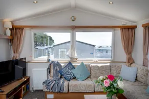 Cheerful holiday home at Landscove Holiday Park in Brixham - Image 4