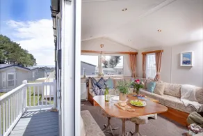 Cheerful holiday home at Landscove Holiday Park in Brixham - Image 5