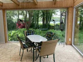 Bungalow by the lake, private jetty, near Berlin - Image 4