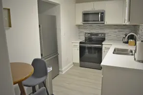 Cozy, beachy vibe in Hoover! - Image 3