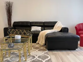 Modern & large AirBNB in Laval - Image 2