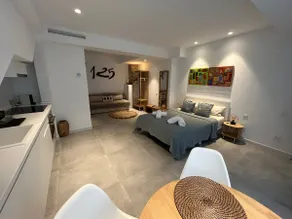 Apartamento En El Centro De Valencia - Image 2
