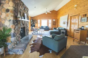 Beautiful Lake Views on All Sides, No Guest Fees - Image 2